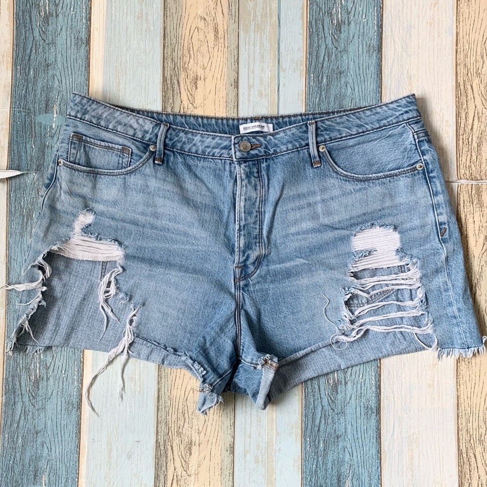 Khloe kardashian good American plus size denim shorts